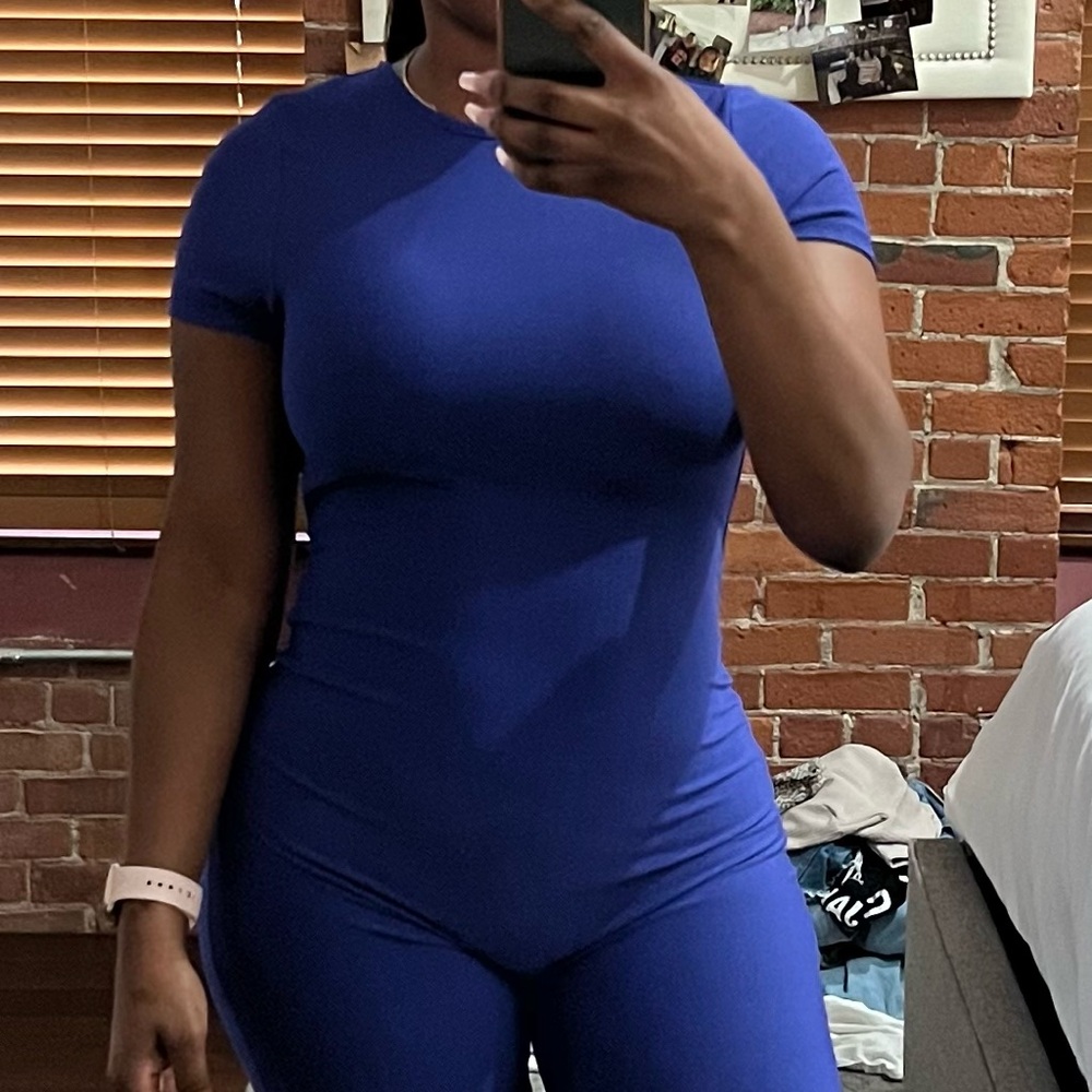 Stylish Blue Backless Romper - Picture 2 of 2